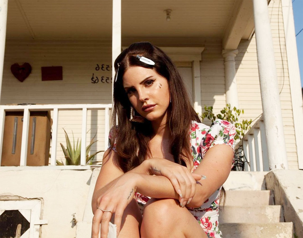 Lana Del Rey Net Worth, Husband, Family, Bio